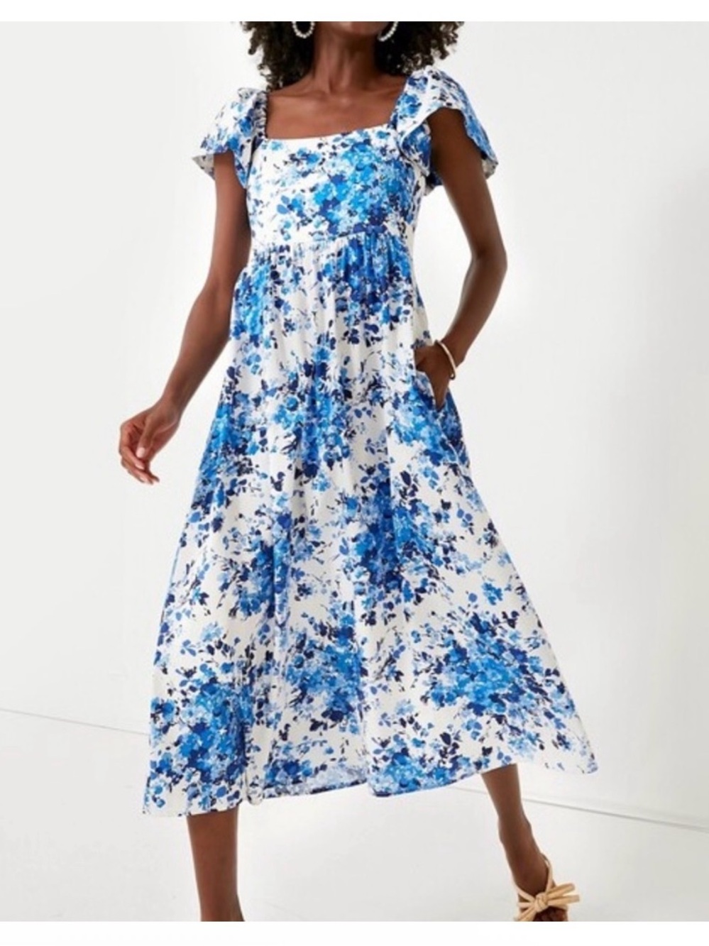 Tuckernuck Cecily Blue Floral Square-Neck Midi Dress Small
